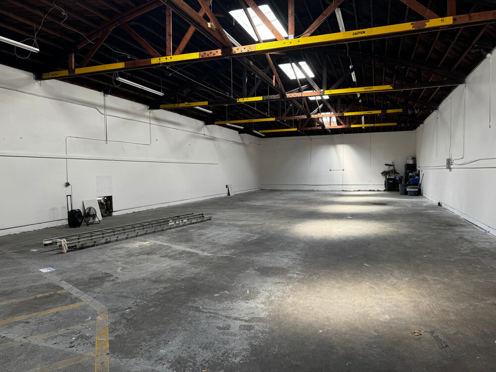 174 Shotwell Street warehouse with bow truss roof